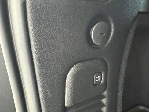 Used 2025 Dodge Durango R/T AWD/4WD image 11