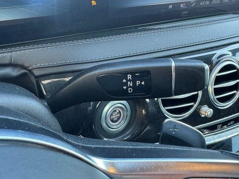 Used 2019 Mercedes-Benz S 560 4MATIC Sedan w/ AMG Line Exterior image 34