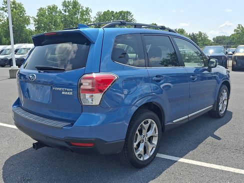 Used 2017 Subaru Forester 2.5i Touring AWD/4WD image 4