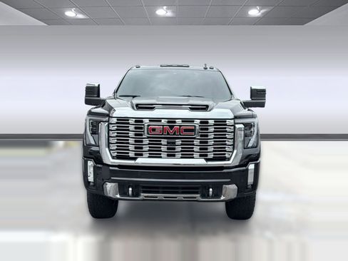 Used 2024 GMC Sierra 2500 Denali w/ Denali Reserve Package AWD/4WD image 5