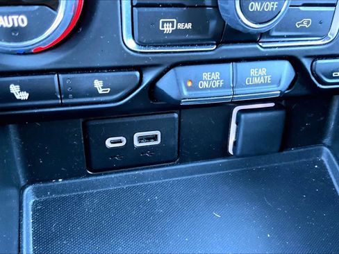 Used 2023 Chevrolet Tahoe RST image 35