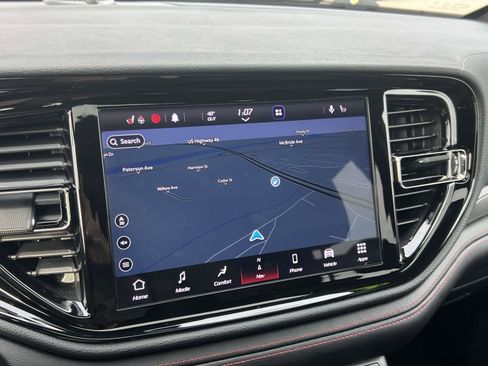 Used 2022 Dodge Durango R/T w/ Blacktop Package image 16