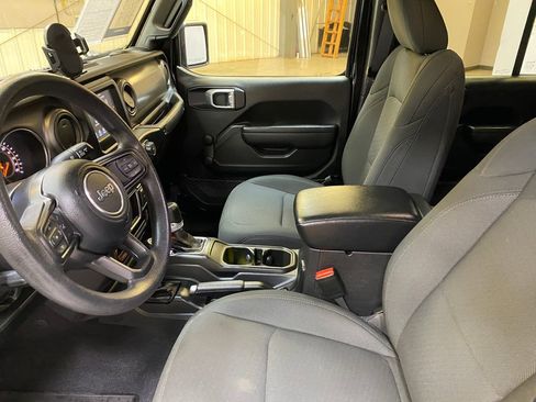 Used 2022 Jeep Gladiator Sport AWD/4WD image 20