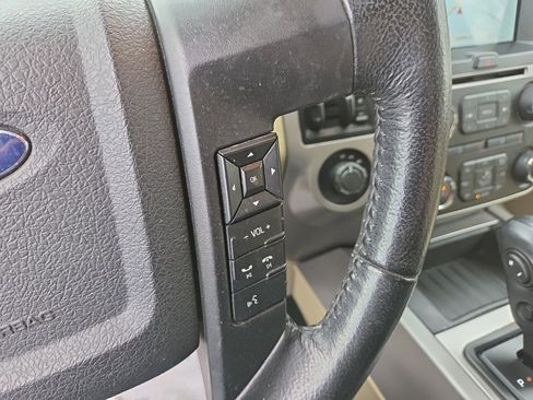 Used 2016 Ford Expedition XLT w/ Equipment Group 202A image 26