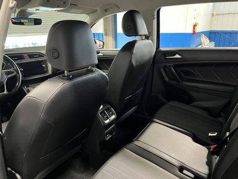 Used 2024 Volkswagen Tiguan Wolfsburg Edition FWD image 17