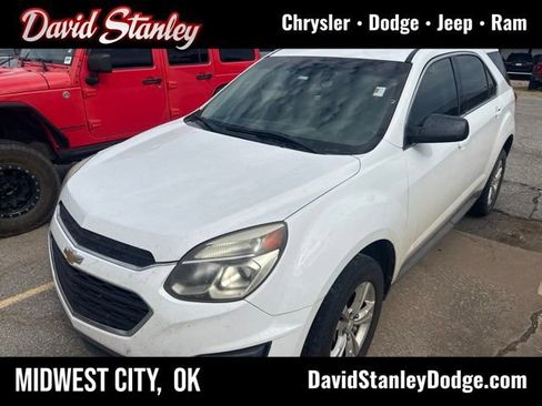 Used 2017 Chevrolet Equinox LS FWD image 1