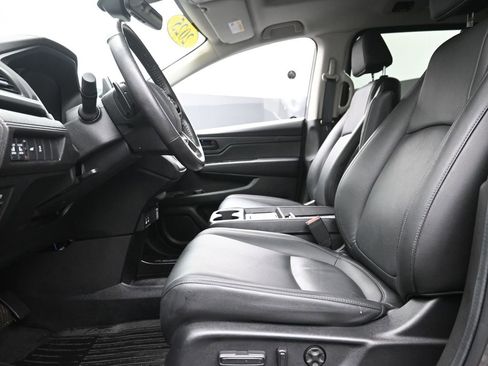 Used 2025 Honda Odyssey EX-L image 17