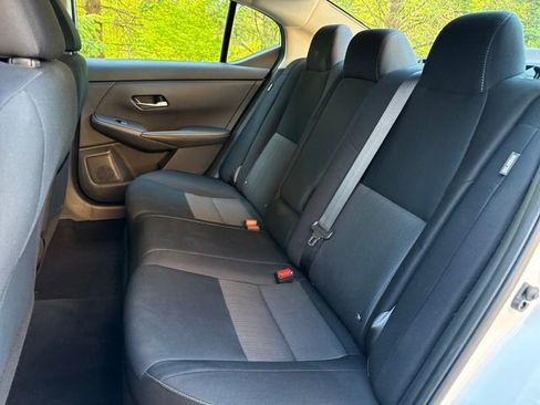 Used 2022 Nissan Sentra SV w/ Trunk Package FWD image 18