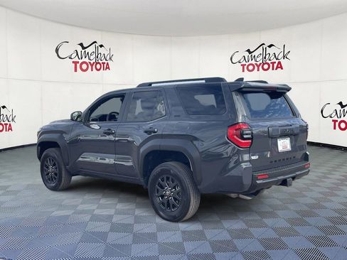 New 2026 Toyota 4Runner SR5 AWD/4WD image 5