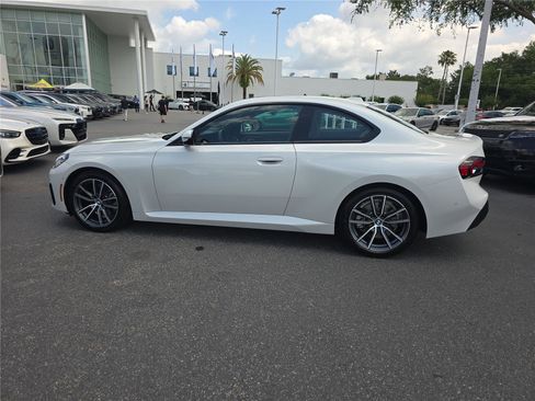 Used 2025 BMW 230i Coupe RWD image 4