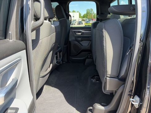 Used 2022 RAM 1500 Big Horn RWD image 32
