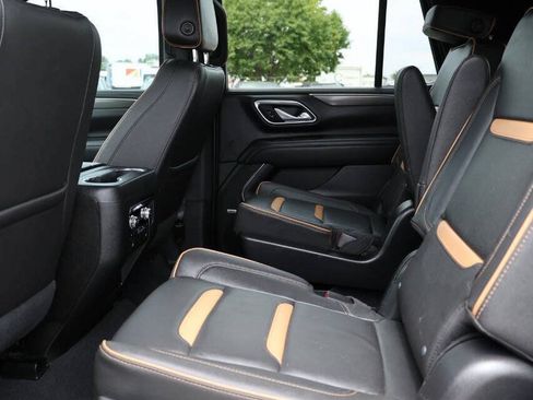 Used 2023 GMC Yukon AT4 AWD/4WD image 18