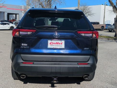 Certified 2021 Toyota RAV4 XLE Premium image 6