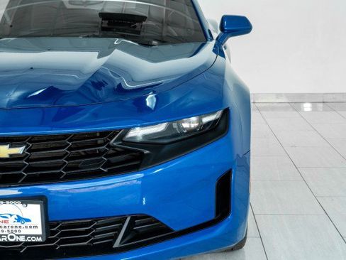 Used 2021 Chevrolet Camaro LT w/ Technology Package RWD image 41