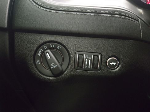 Used 2023 Dodge Charger R/T w/ Plus Group image 29