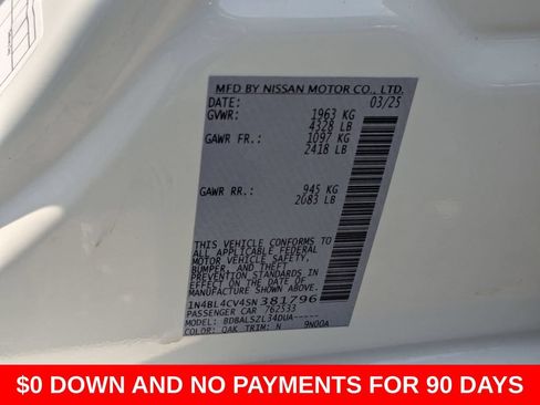 Used 2025 Nissan Altima 2.5 SR FWD image 35