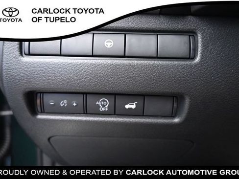 Used 2026 Nissan Rogue Dark Armor FWD image 25