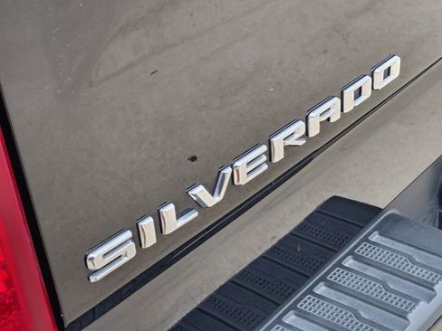 Used 2024 Chevrolet Silverado 1500 Custom AWD/4WD image 9