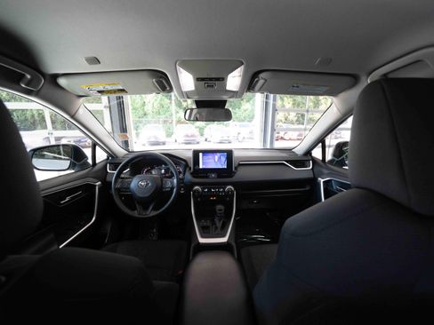 Used 2024 Toyota RAV4 XLE FWD image 19