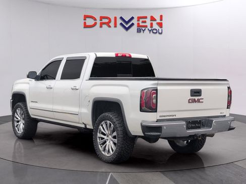 Used 2018 GMC Sierra 1500 SLT AWD/4WD image 3