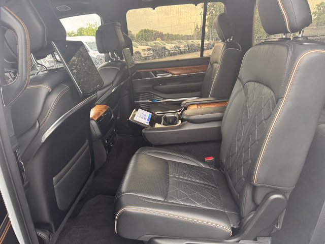Used 2023 Jeep Grand Wagoneer L Series III w/ Rear Seat Video Group 1 AWD/4WD image 21