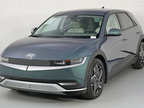 Used 2023 Hyundai Ioniq 5 SEL image 45