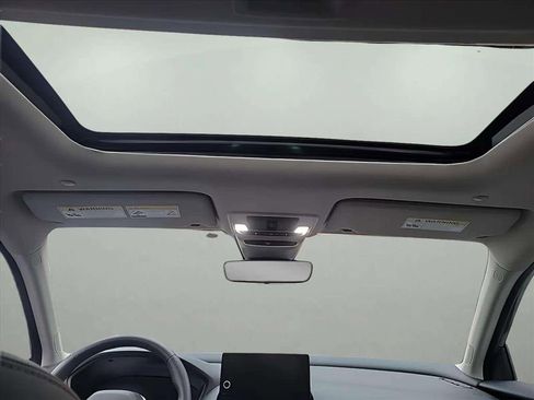 Used 2024 Honda HR-V EX-L image 12