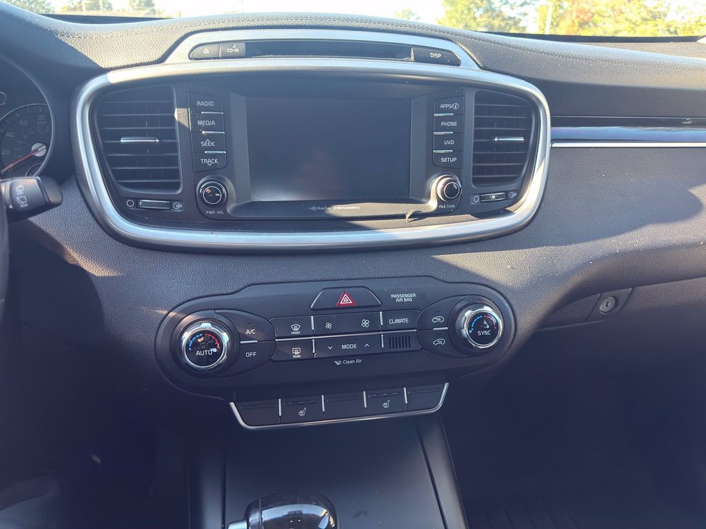 Used 2017 Kia Sorento AWD w/ LX Convenience Package image 38