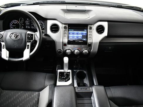 Used 2018 Toyota Tundra SR5 image 14
