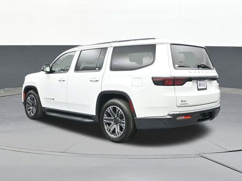 Used 2022 Jeep Wagoneer Series III image 9