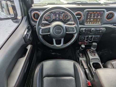 Used 2023 Jeep Gladiator Mojave w/ Trailer Tow Package AWD/4WD image 16