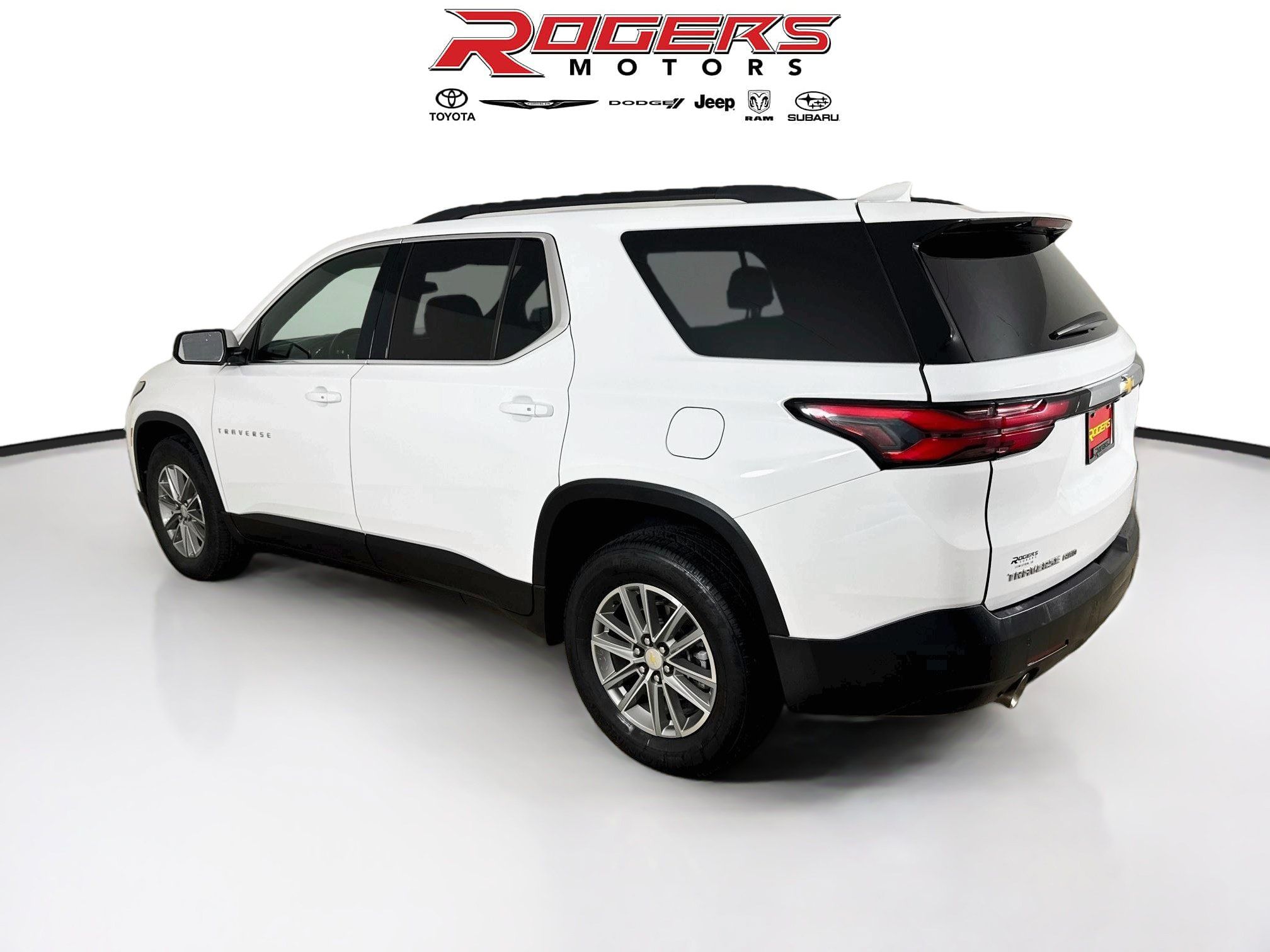 Used 2023 Chevrolet Traverse LT AWD/4WD image 6