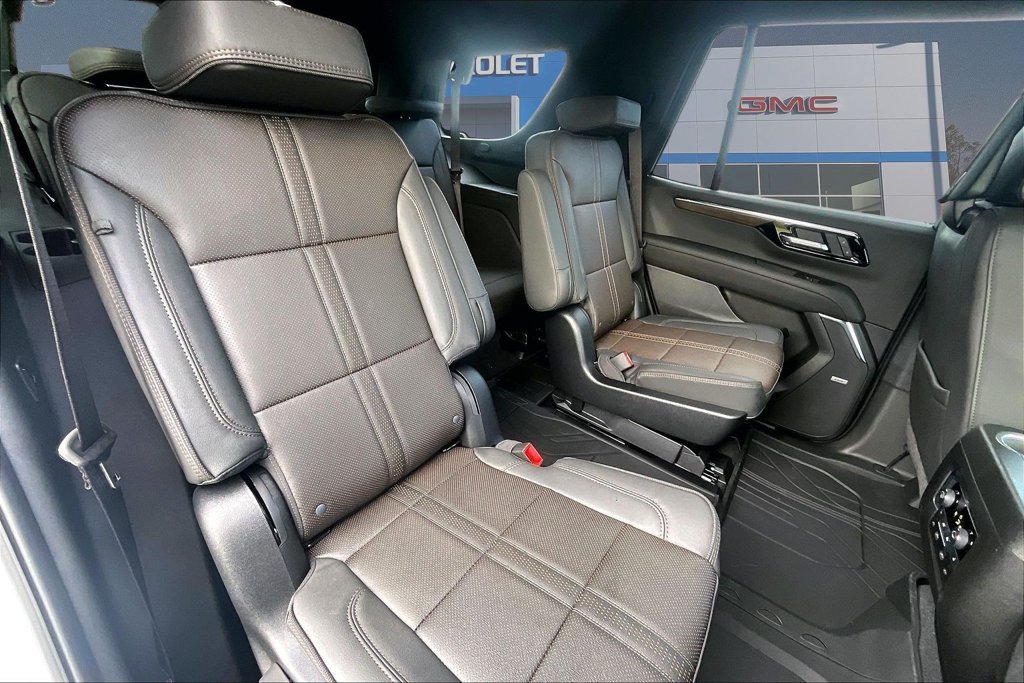 New 2026 Chevrolet Tahoe High Country AWD/4WD image 10