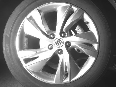 Used 2025 Buick Encore GX Preferred AWD/4WD image 13