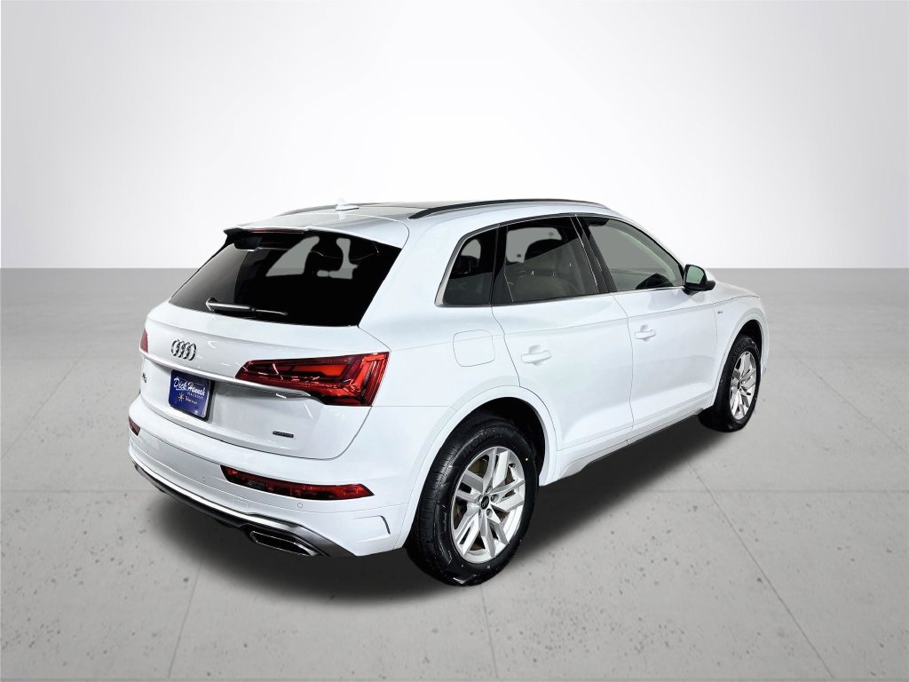 Used 2023 Audi Q5 2.0T Premium w/ Convenience Package AWD/4WD image 6
