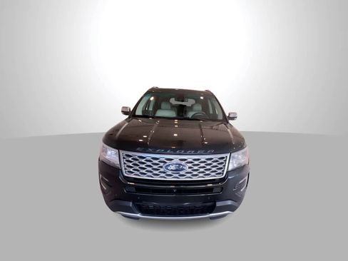 Used 2016 Ford Explorer Platinum AWD/4WD image 3