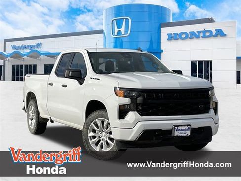 Used 2022 Chevrolet Silverado 1500 Custom w/ LPO, Dark Essentials Package image 1