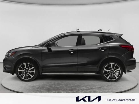 Used 2017 Nissan Rogue Sport SL w/ SL Premium Package AWD/4WD image 3