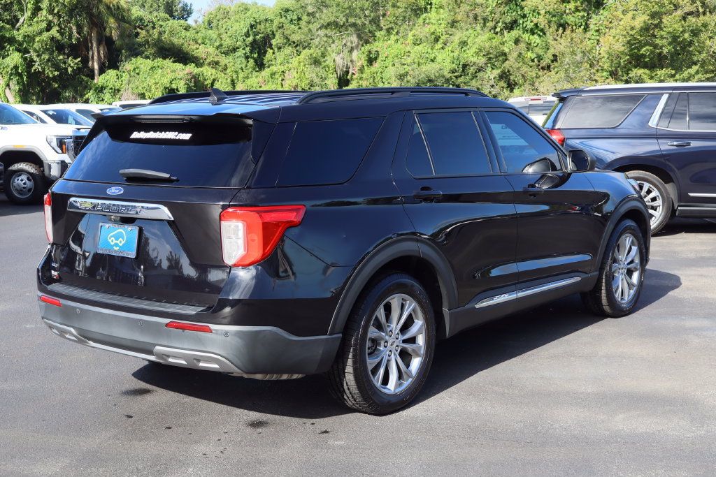 Used 2022 Ford Explorer XLT w/ Equipment Group 202A RWD image 9