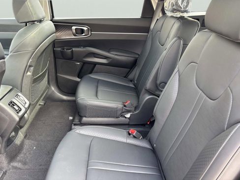 New 2026 Kia Sorento EX image 18