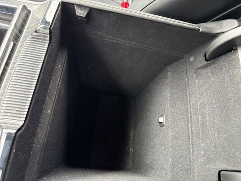 Used 2024 Jeep Wagoneer L Series II w/ Flexible Seating Group image 25