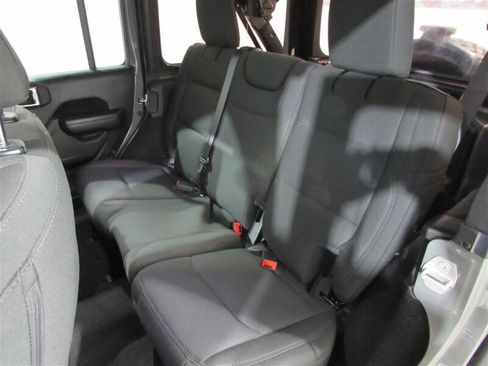 Used 2021 Jeep Wrangler Unlimited Sport image 69