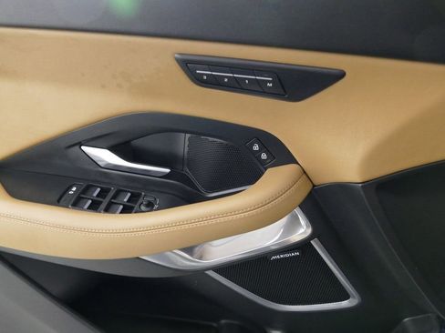 Used 2021 Jaguar E-PACE SE image 22