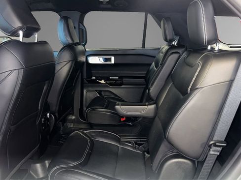 Used 2023 Ford Explorer ST w/ Equipment Group 401A image 10