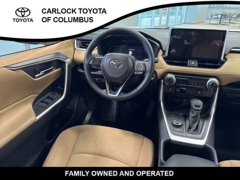 Used 2025 Toyota RAV4 XLE w/ Convenience Package AWD/4WD image 18
