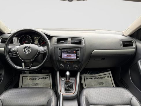 Used 2015 Volkswagen Jetta SE image 20