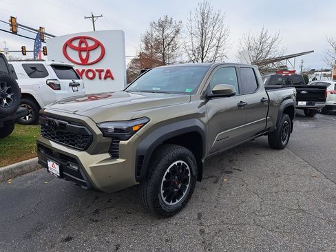 New 2026 Toyota Tacoma TRD Off-Road image 2
