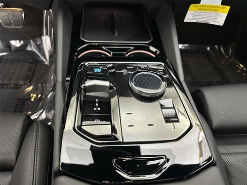 New 2026 BMW i5 eDrive40 w/ M Sport Package image 23