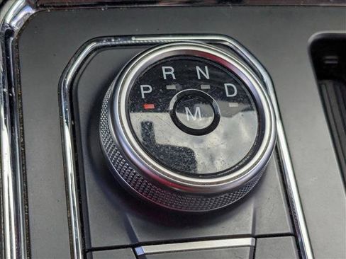 Used 2022 Ford Expedition Max XLT image 9