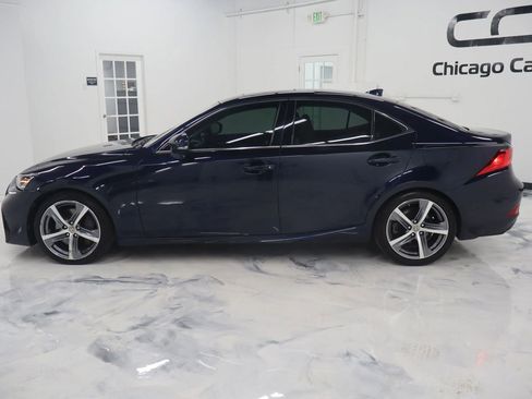Used 2018 Lexus IS 300 AWD w/ Comfort Package image 4